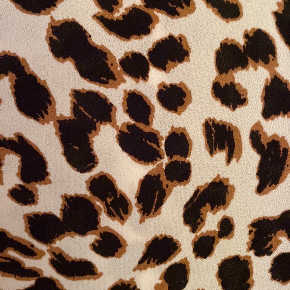 Talbots leopard top in great condition - Picture 3 of 4